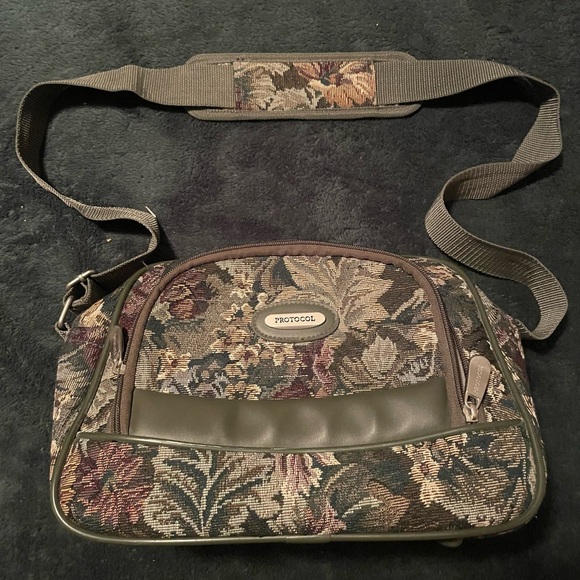 Tapestry bag - Picture 1 of 7